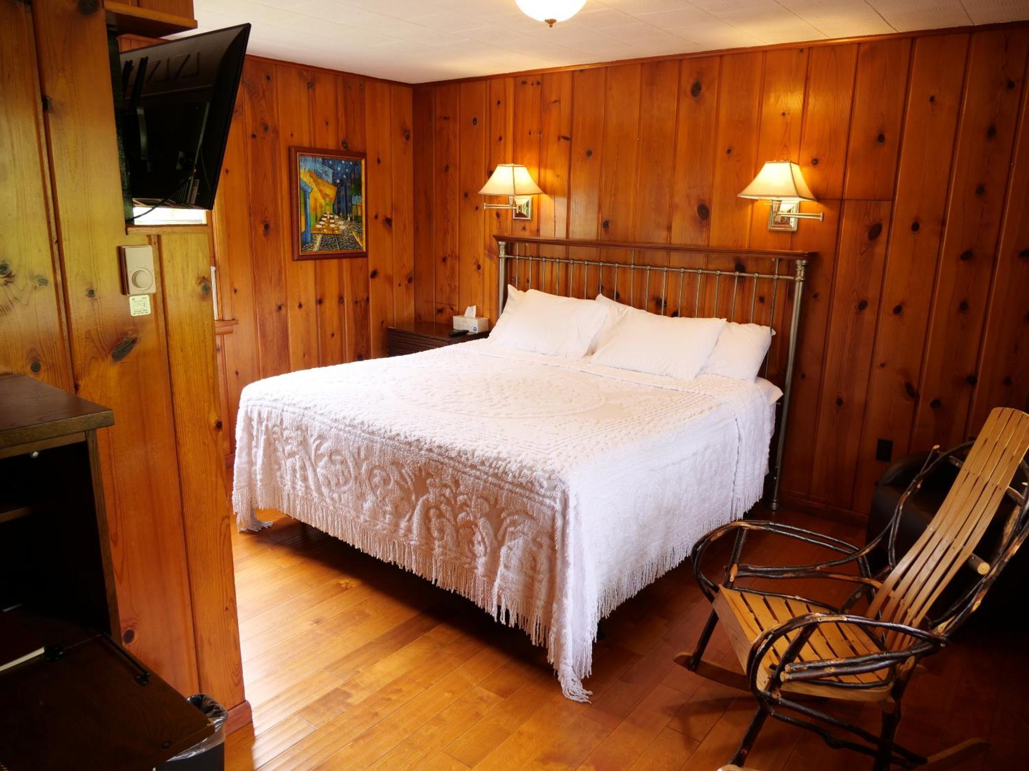 Ludington Blue Spruce Inn 客房 照片