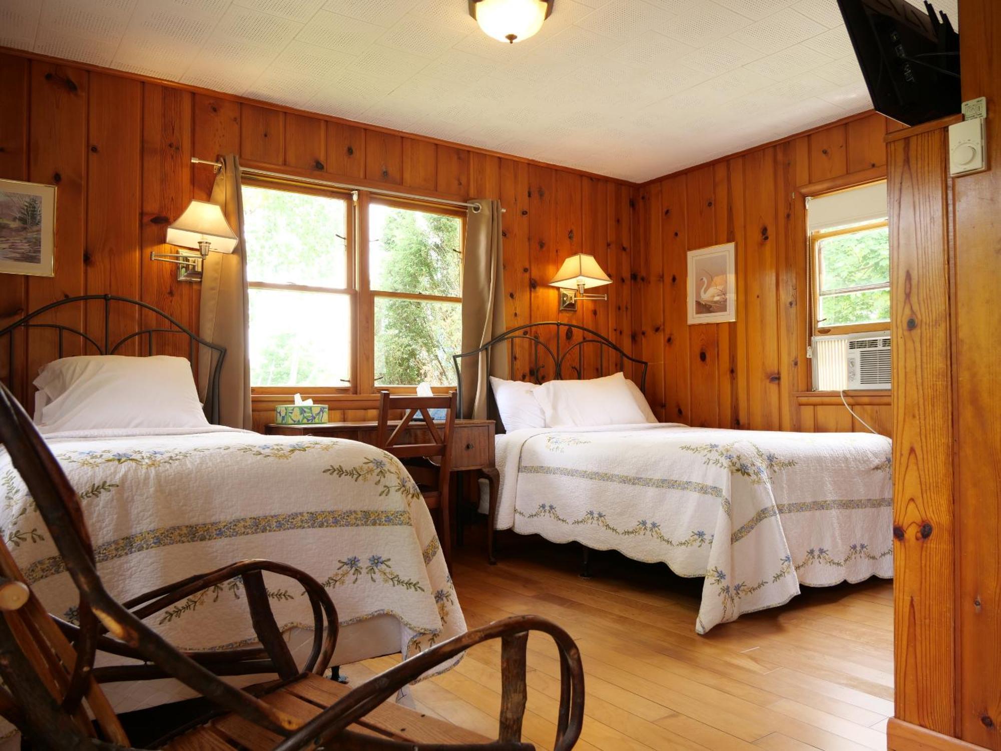Ludington Blue Spruce Inn 客房 照片